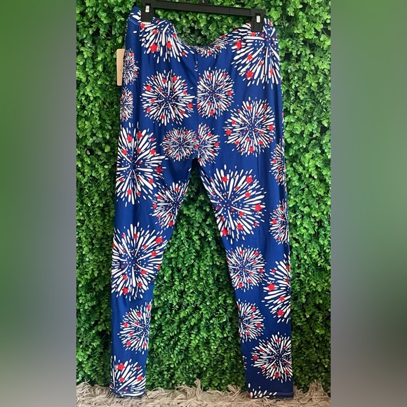 NWT Como Vintage Fireworks Womens Leggings 4th of July Size Large - Picture 3 of 7